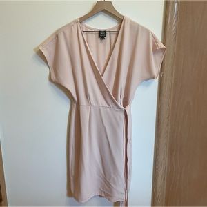Light Pink Short Sleeve Wrap Dress | Size Small